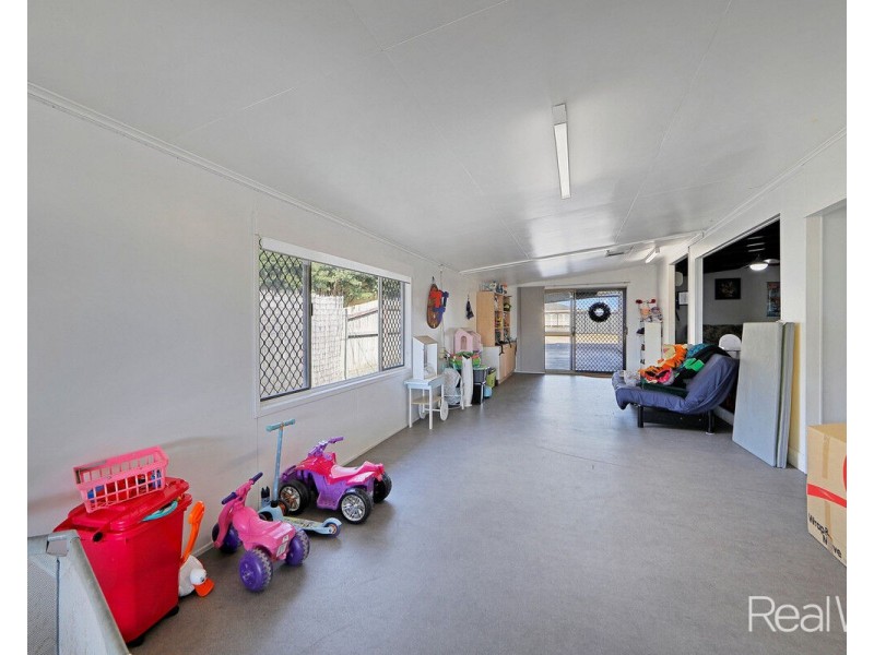 16 Dittmann Road, Avoca QLD 4670