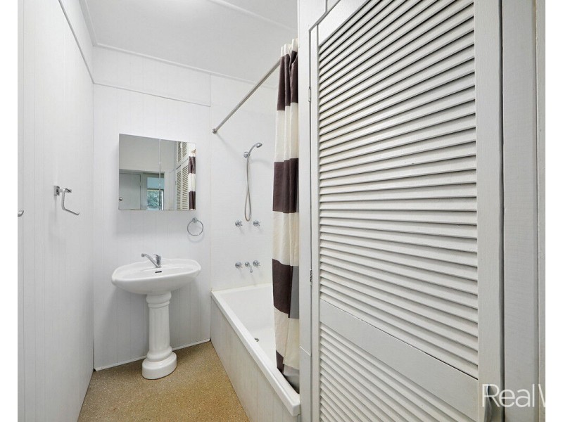 68 Branyan Street, Svensson Heights QLD 4670