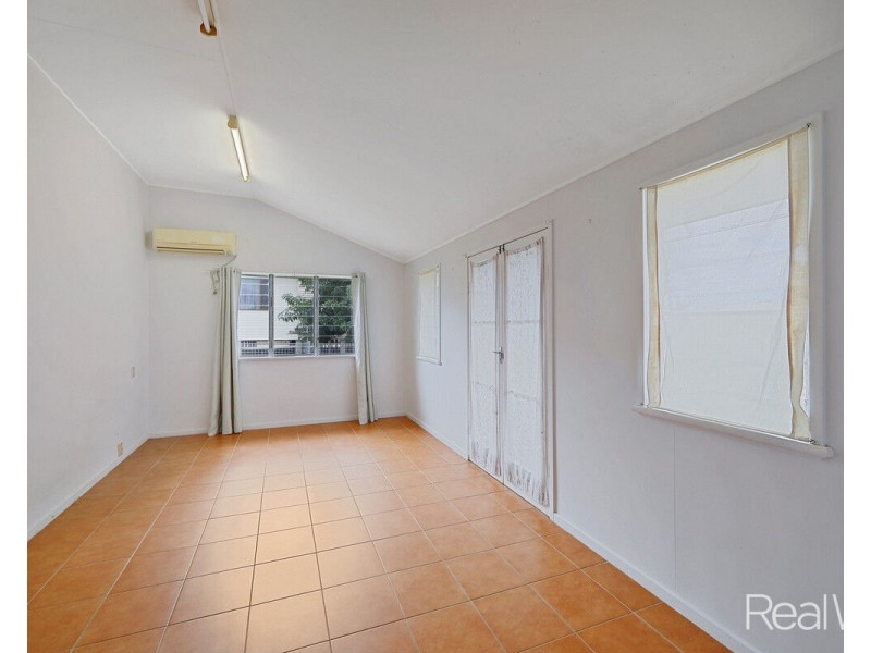 68 Branyan Street, Svensson Heights QLD 4670