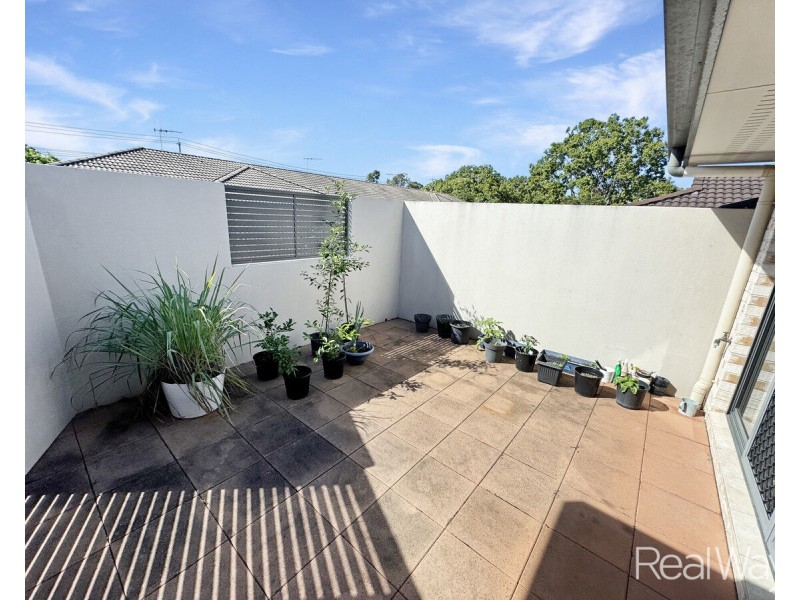 5/128 George Street, Bundaberg West QLD 4670
