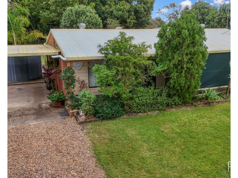 24 Gunsynd Grove, Branyan QLD 4670