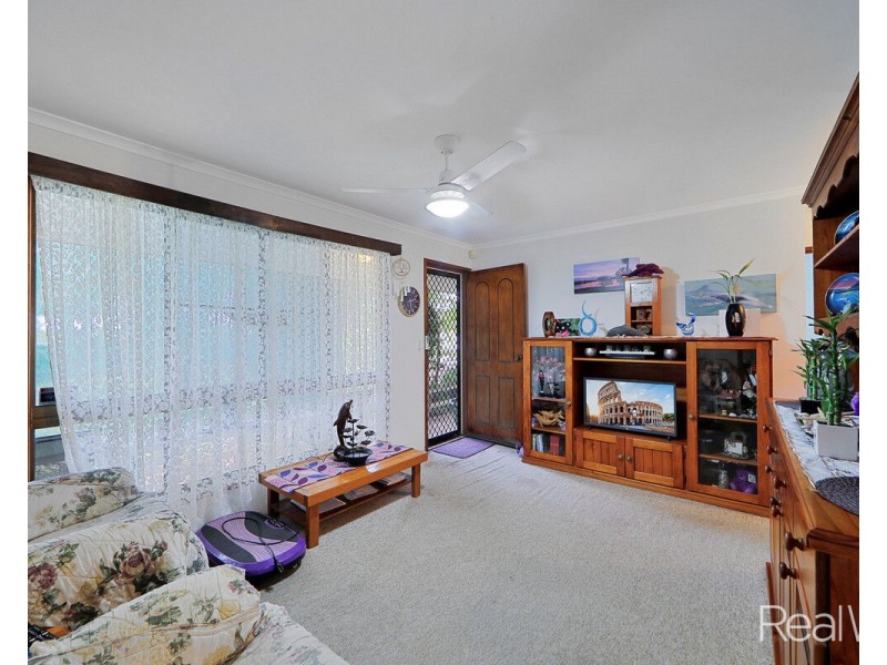 24 Gunsynd Grove, Branyan QLD 4670