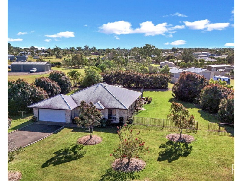 21 Palmerston Drive, Branyan QLD 4670