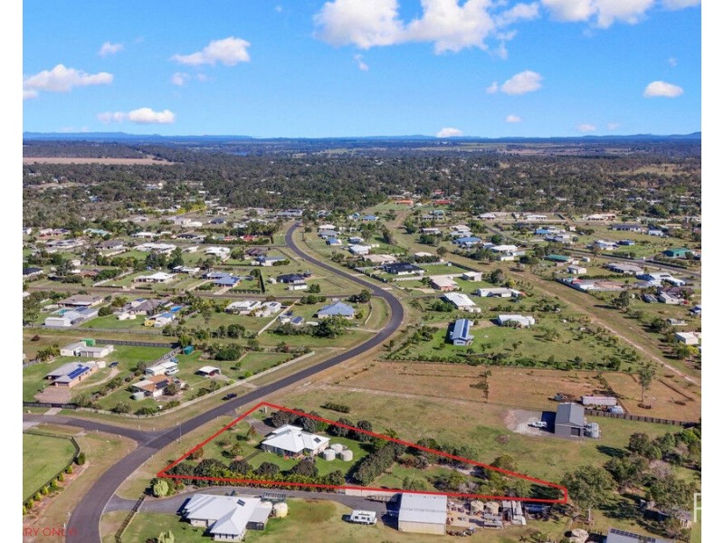 21 Palmerston Drive, Branyan QLD 4670