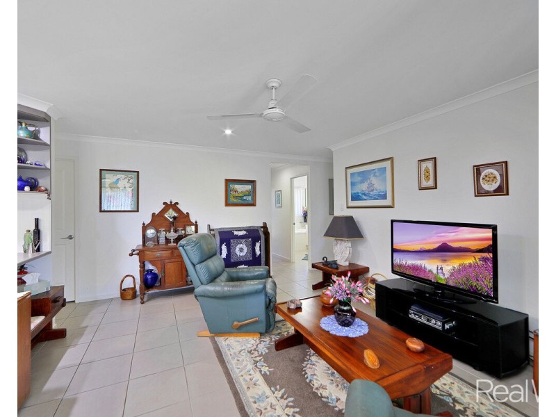 21 Palmerston Drive, Branyan QLD 4670