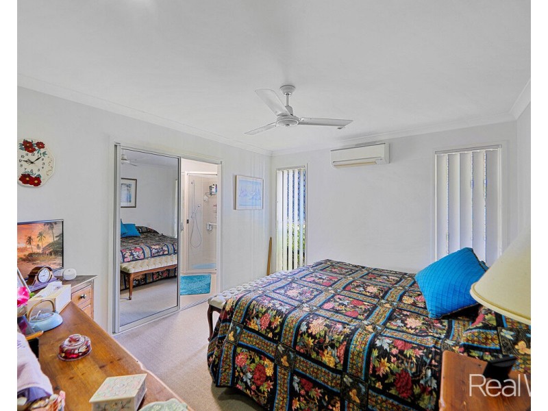 21 Palmerston Drive, Branyan QLD 4670