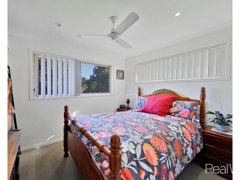 21 Palmerston Drive, Branyan QLD 4670
