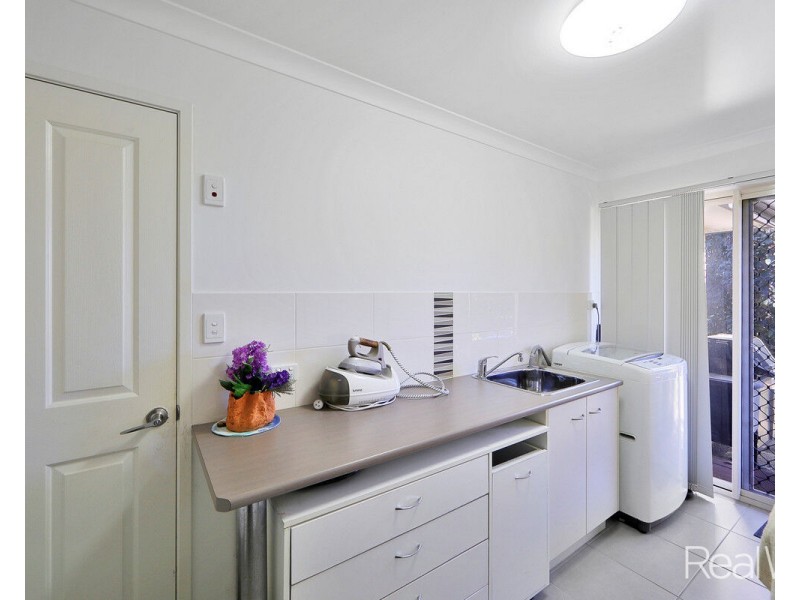 21 Palmerston Drive, Branyan QLD 4670