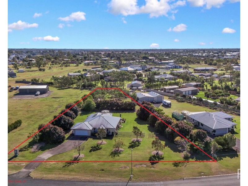 21 Palmerston Drive, Branyan QLD 4670