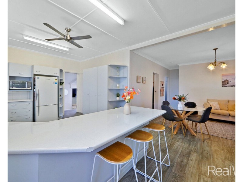 36 FE Walker Street, Kepnock QLD 4670