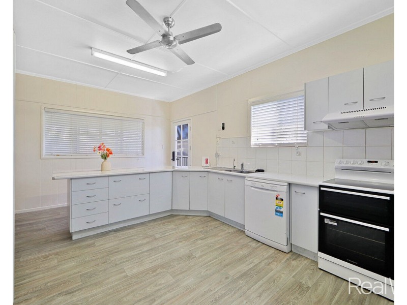 36 FE Walker Street, Kepnock QLD 4670