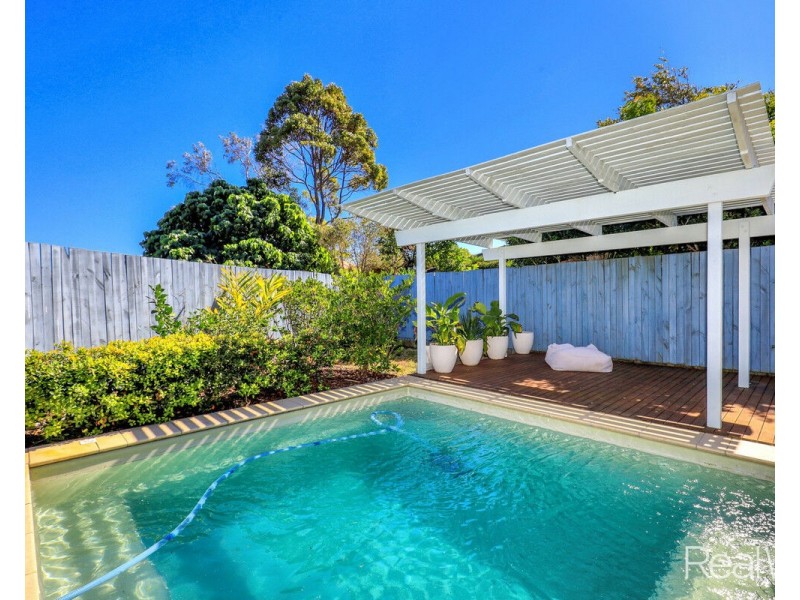 14 Settlement Court, Bargara QLD 4670