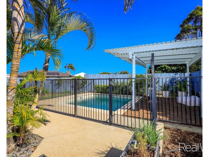 14 Settlement Court, Bargara QLD 4670