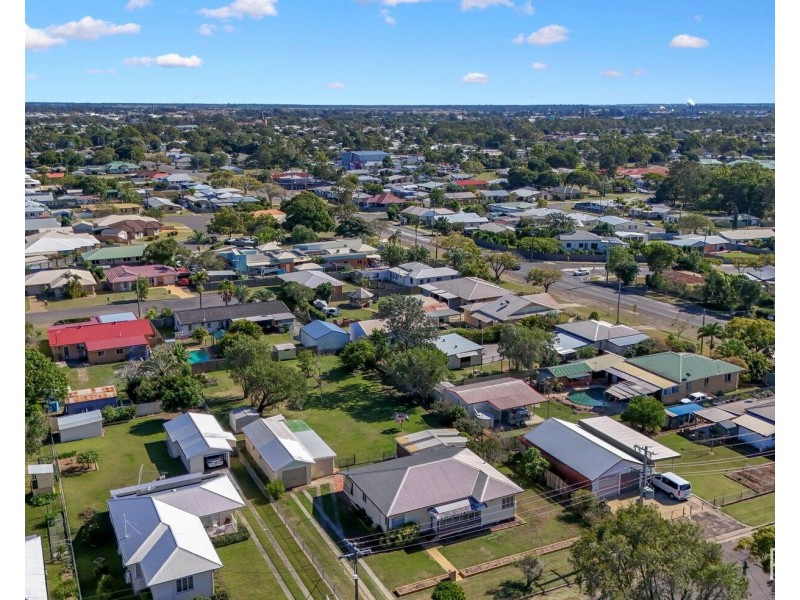2 Dix Street, Kepnock QLD 4670