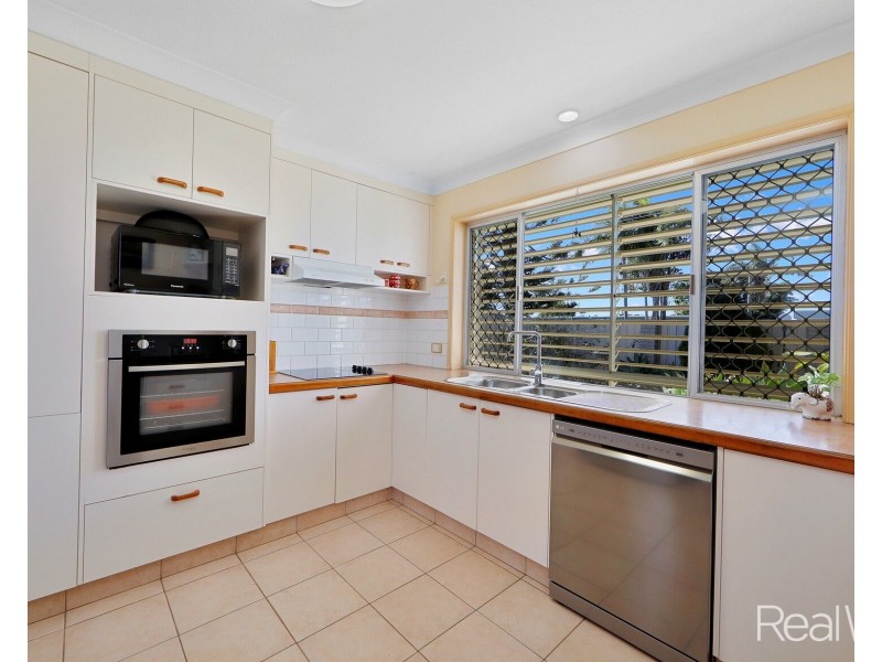 1 Gammie Court, Avenell Heights QLD 4670