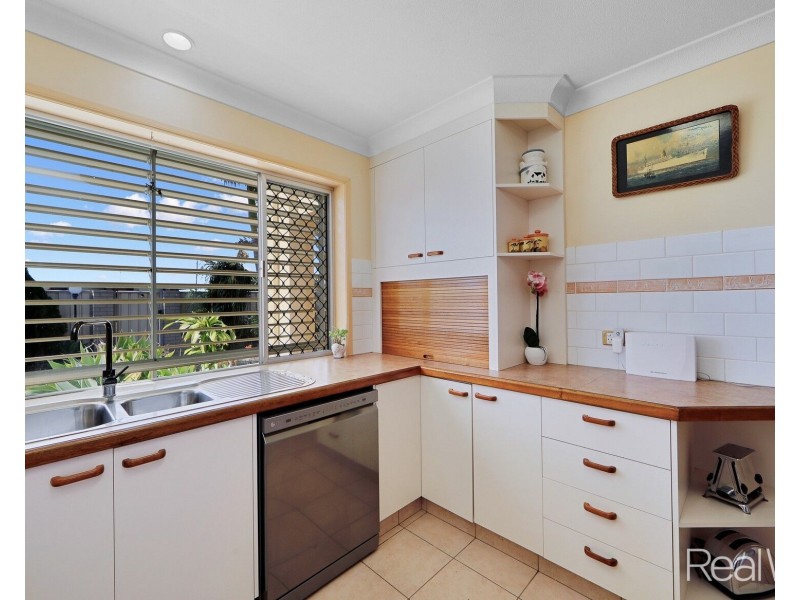 1 Gammie Court, Avenell Heights QLD 4670