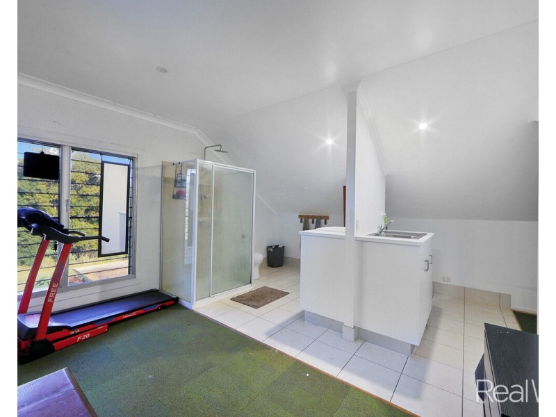 13 Queen Street, Cordalba QLD 4660