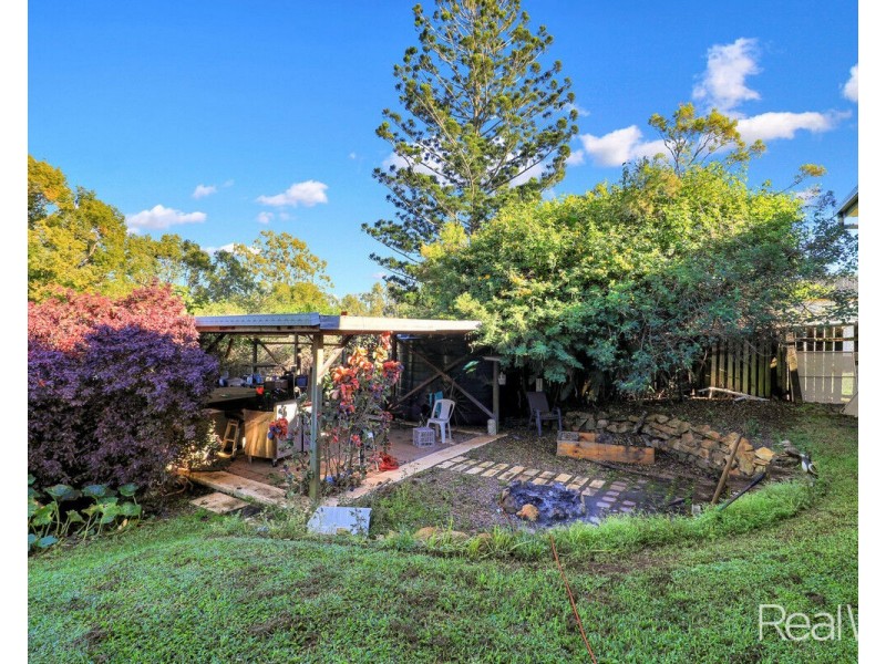 13 Queen Street, Cordalba QLD 4660