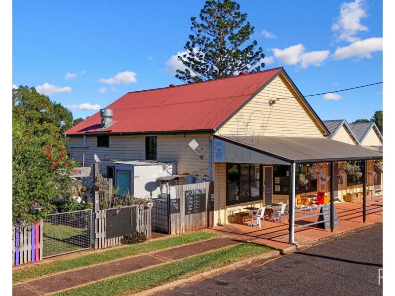 13 Queen Street, Cordalba QLD 4660