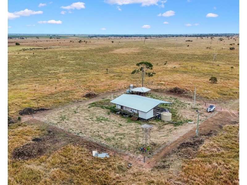 946 Hummock Road, Calavos QLD 4670