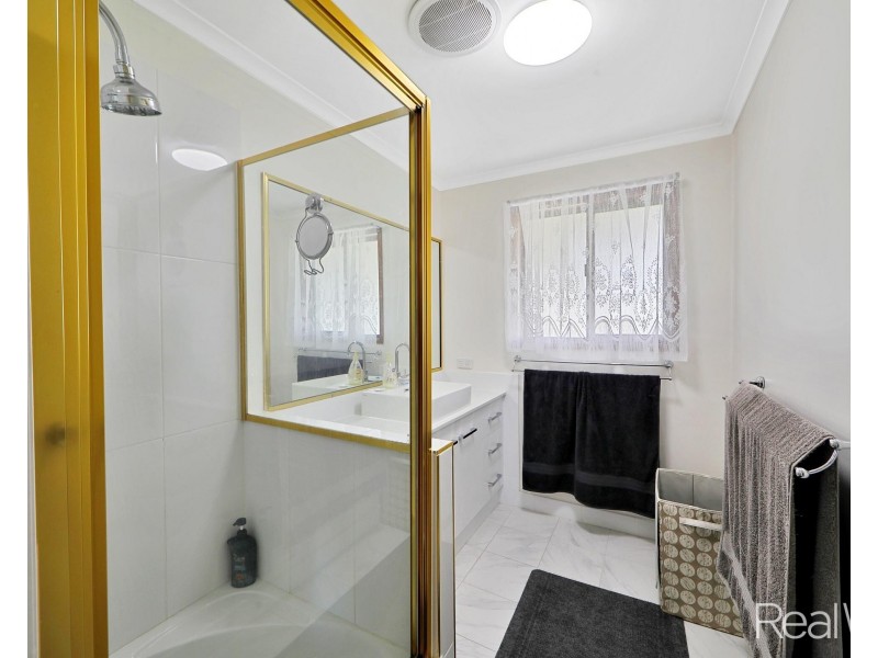 7 Mark Road, Branyan QLD 4670