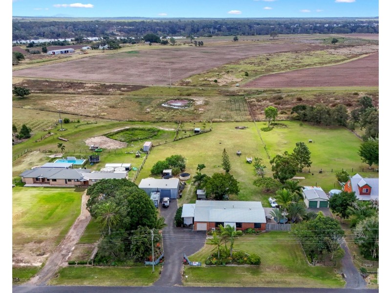 7 Mark Road, Branyan QLD 4670