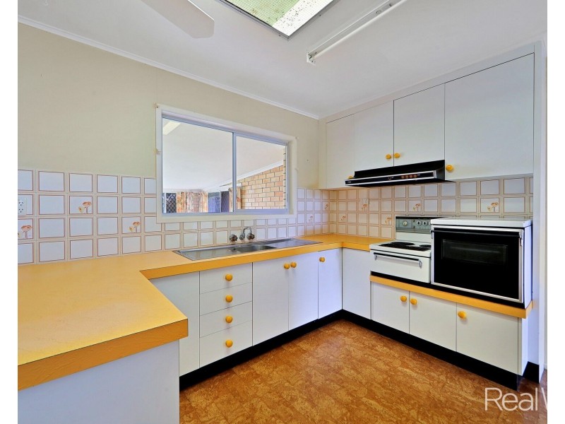 11 Greathead Road, Kepnock QLD 4670