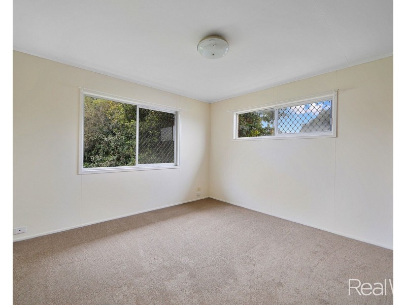 11 Greathead Road, Kepnock QLD 4670