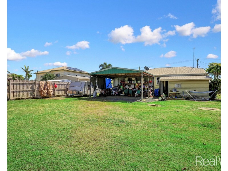 24 Dunn Road, Avenell Heights QLD 4670