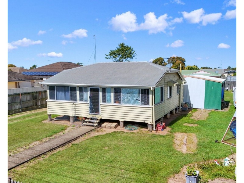 24 Dunn Road, Avenell Heights QLD 4670