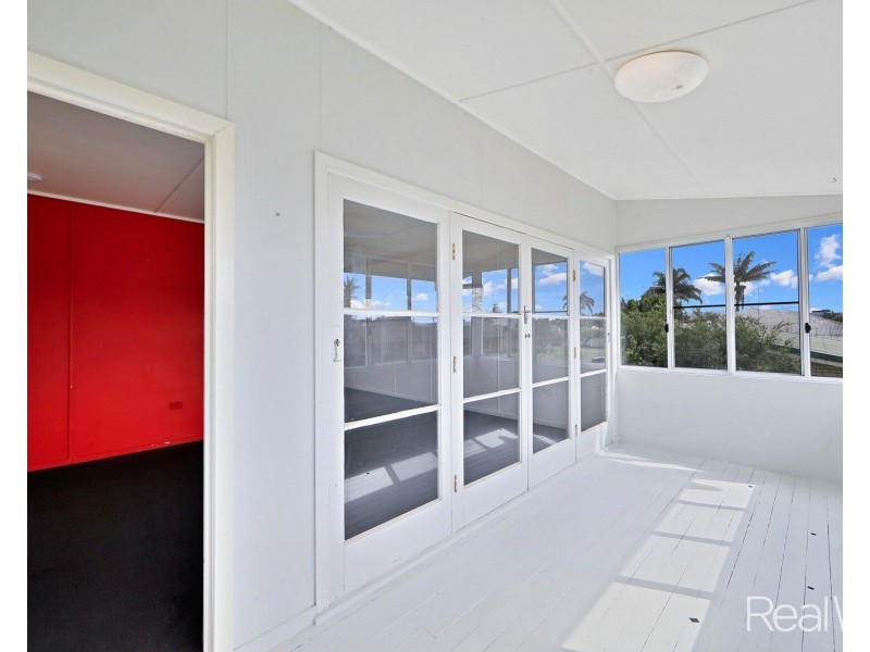 1 Grimstead Street, Bundaberg West QLD 4670