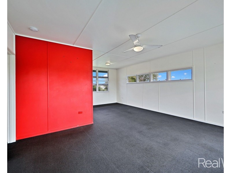 1 Grimstead Street, Bundaberg West QLD 4670