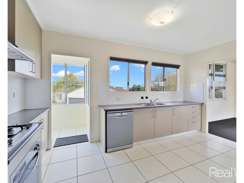 1 Grimstead Street, Bundaberg West QLD 4670