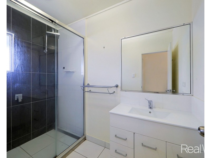 1 Grimstead Street, Bundaberg West QLD 4670