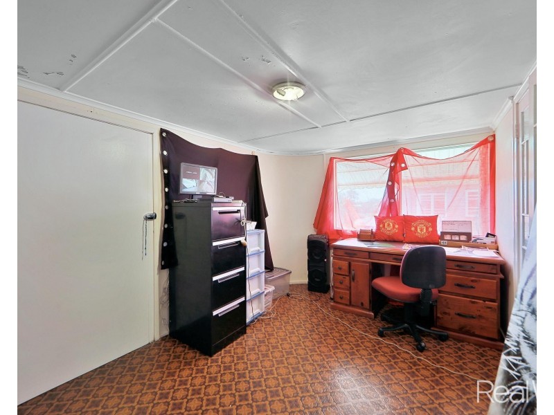 12 Steffensen Street, Svensson Heights QLD 4670