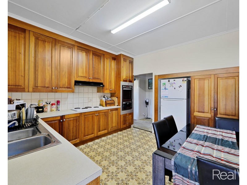 12 Steffensen Street, Svensson Heights QLD 4670