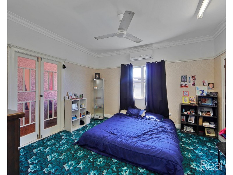 12 Steffensen Street, Svensson Heights QLD 4670