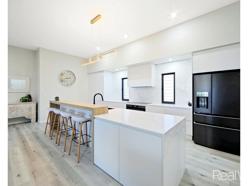 20 Chase Close, Bargara QLD 4670