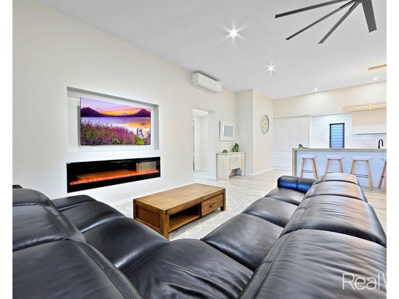 20 Chase Close, Bargara QLD 4670