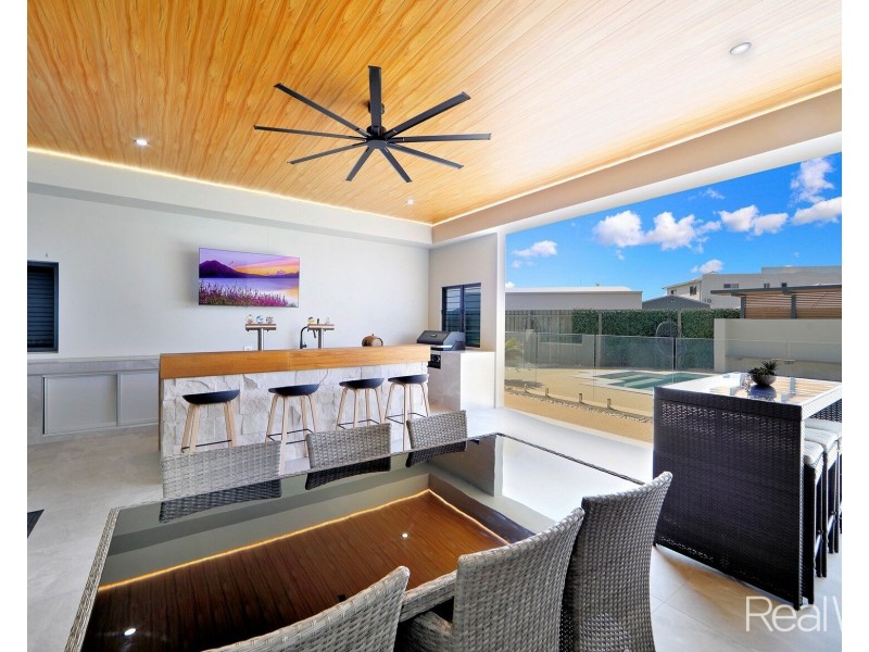 20 Chase Close, Bargara QLD 4670