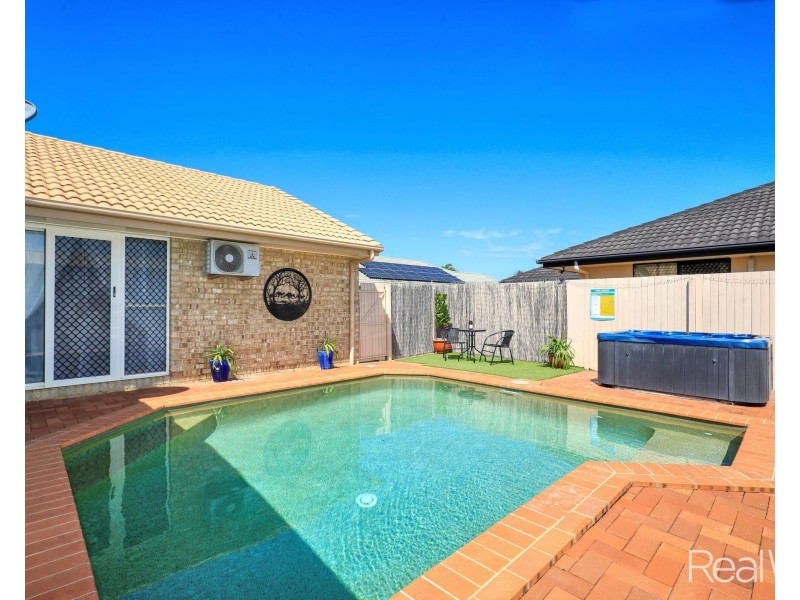 9 Marquis Court, Avenell Heights QLD 4670