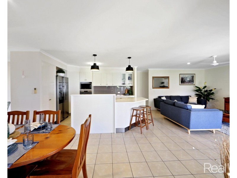 9 Marquis Court, Avenell Heights QLD 4670