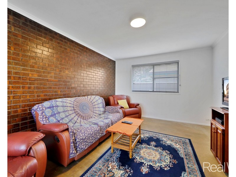 15 Emerick Street, Kepnock QLD 4670