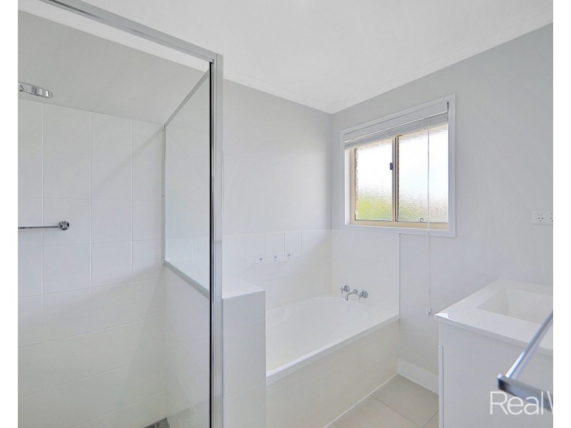 36 Clive Crescent, Kepnock QLD 4670