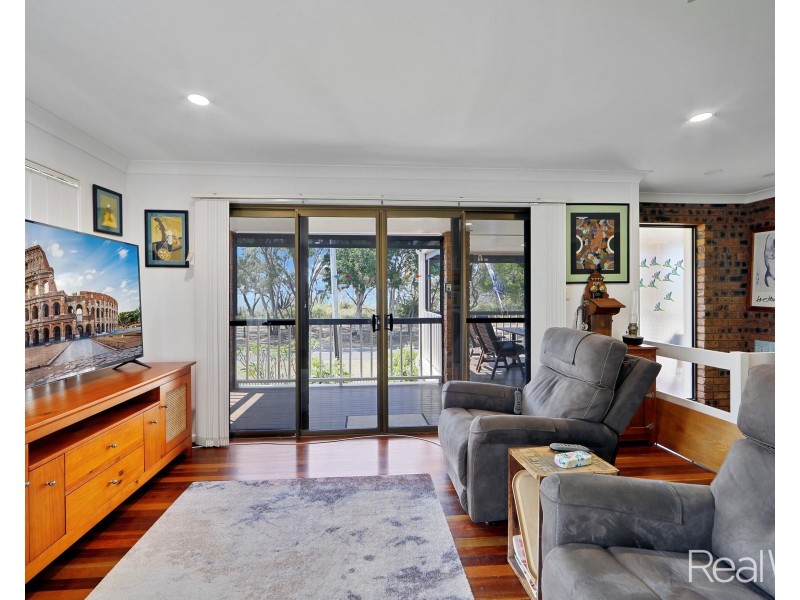 18 Esplanade, Woodgate QLD 4660