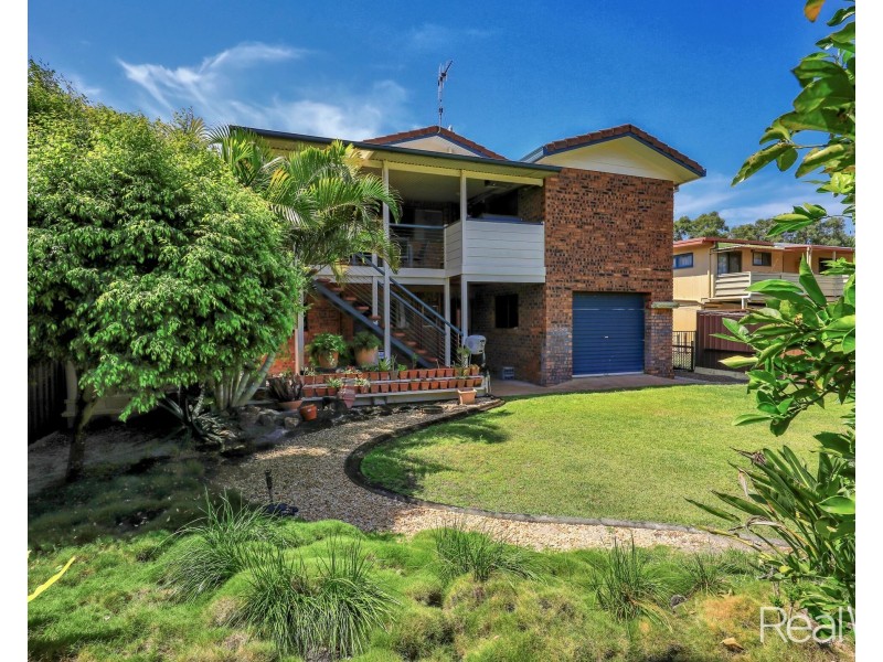 18 Esplanade, Woodgate QLD 4660