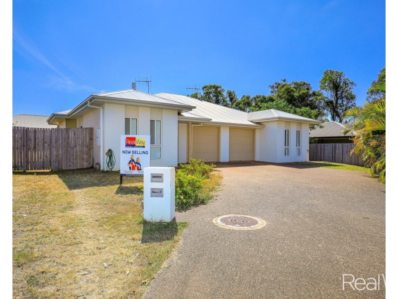 25 Sharp Crescent, Branyan QLD 4670