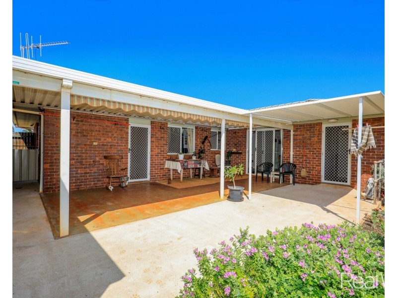 19 Amaroo Crescent, Innes Park QLD 4670