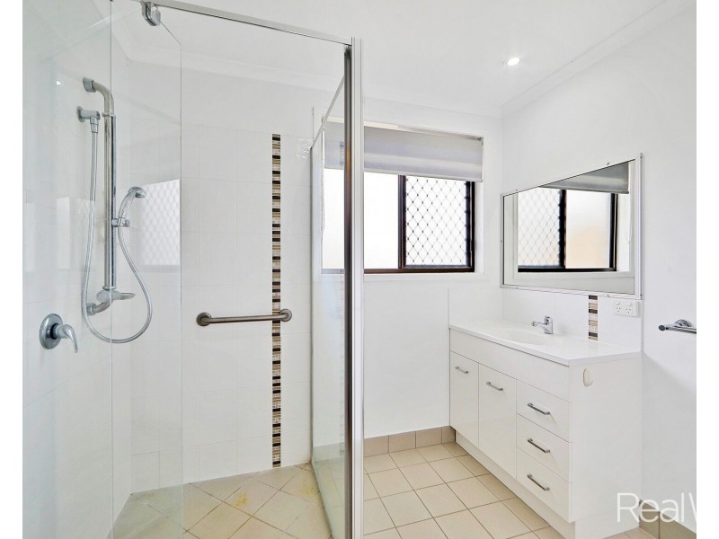 20 Twyford Street, Avoca QLD 4670