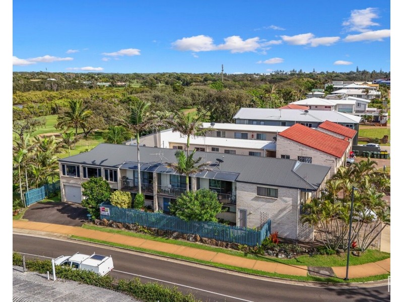 3/3 Miller Street, Bargara QLD 4670